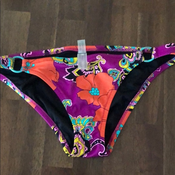 Victoria’s Secret Swim Suit (top and bottom) - Picture 2 of 5